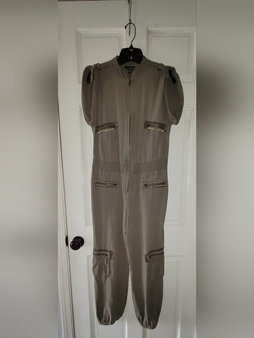 Bebe Silk Utility Pocket Zip-Up Cargo Jumpsuit Army (Olive) Green, Size XS